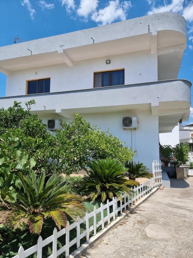 Guest House Vila Elezi Durrës 외부 사진