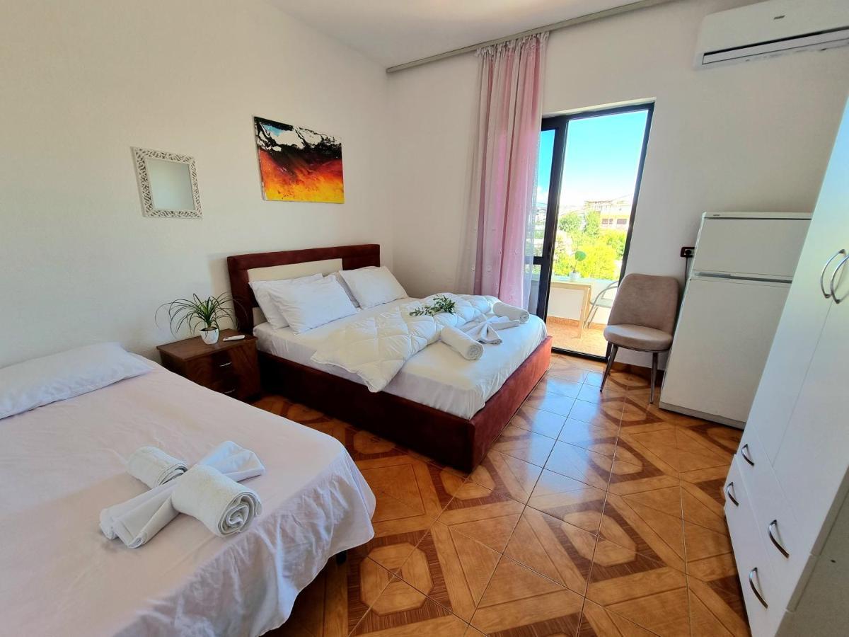 Guest House Vila Elezi Durrës 외부 사진