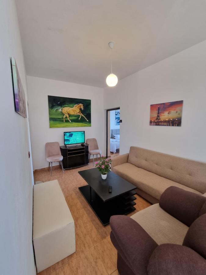 Guest House Vila Elezi Durrës 외부 사진