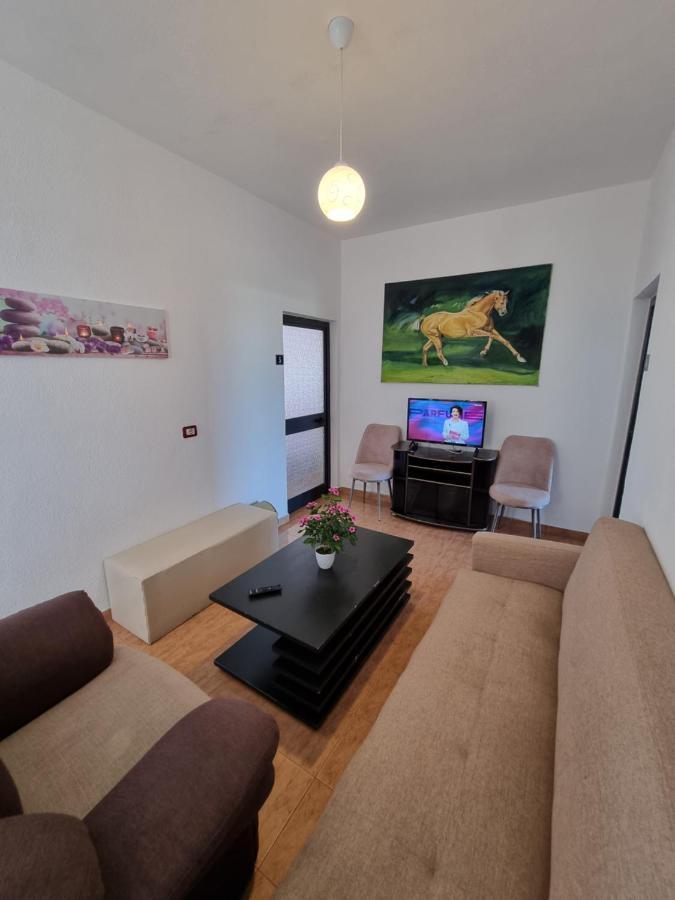 Guest House Vila Elezi Durrës 외부 사진